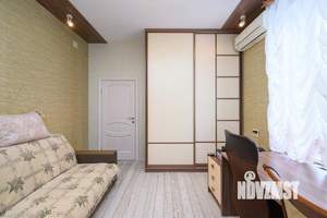 Дом 338м&sup2;, 3-этажный, участок 8 сот.  