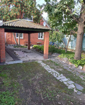 Дом 121м&sup2;, 2-этажный, участок 8 сот.  