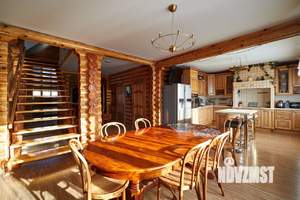 Дом 344м&sup2;, 3-этажный, участок 8 сот.  