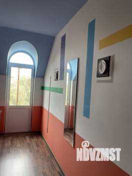 Дом 267м&sup2;, 2-этажный, участок 5 сот.  