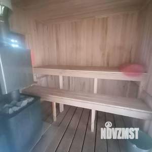 Дом 20м&sup2;, 2-этажный, участок 5 сот.  