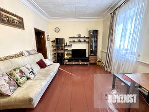 Дом 207м&sup2;, 2-этажный, участок 3 сот.  