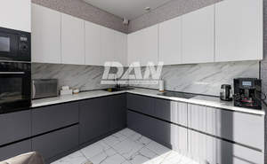 Дом 140м&sup2;, 2-этажный, участок 6 сот.  