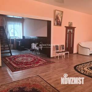 Дом 450м&sup2;, 3-этажный, участок 570 сот.  