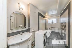 Дом 160м&sup2;, 2-этажный, участок 6 сот.  