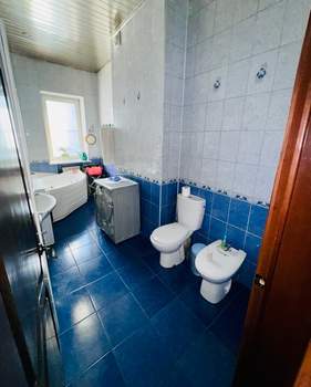Дом 284м², 3-этажный, участок 10 сот.  