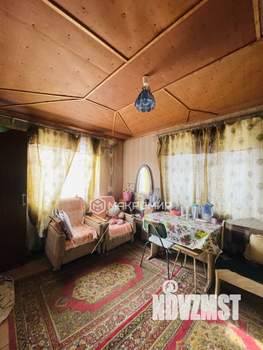 Дом 30м², 2-этажный, участок 4 сот.  
