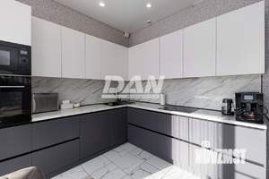 Коттедж 140м&sup2;, 2-этажный, участок 6 сот.  