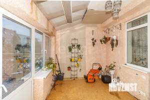 Таунхаус 222м², 3-этажный, участок 1 сот.  