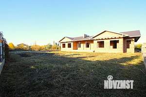 Коттедж 213м&sup2;, 1-этажный, участок 13 сот.  