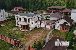 Дом 516м&sup2;, 2-этажный, участок 15 сот.  