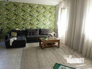 Дом 145м&sup2;, 2-этажный, участок 3 сот.  