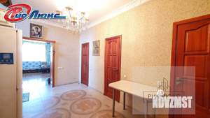 Коттедж 303м&sup2;, 3-этажный, участок 12 сот.  