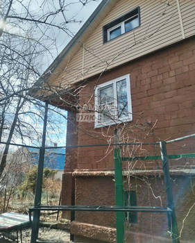 Дом 93м&sup2;, 2-этажный, участок 4 сот.  