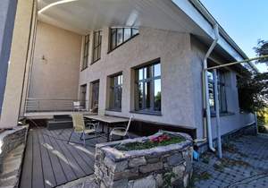 Дом 920м&sup2;, 2-этажный, участок 19 сот.  