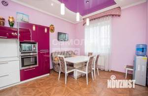 Дом 450м&sup2;, 3-этажный, участок 6 сот.  