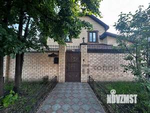 Коттедж 246м&sup2;, 2-этажный, участок 8 сот.  