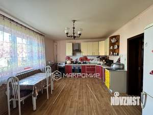 Дом 161м&sup2;, 2-этажный, участок 6 сот.  