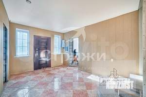 Дом 217м&sup2;, 2-этажный, участок 4 сот.  