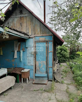 Дом 30м², 2-этажный, участок 5 сот.  