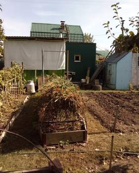 Дом 35м&sup2;, 2-этажный, участок 4 сот.  