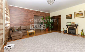 Дом 238м&sup2;, 3-этажный, участок 6 сот.  