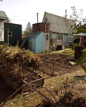 Дом 35м&sup2;, 2-этажный, участок 4 сот.  