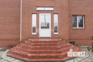 Дом 374м&sup2;, 2-этажный, участок 10 сот.  