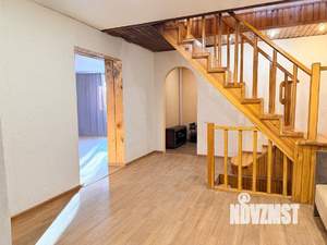 Дом 275м&sup2;, 2-этажный, участок 12 сот.  