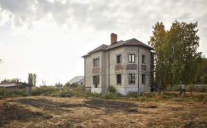 Дом 451м², 3-этажный, участок 12 сот.  