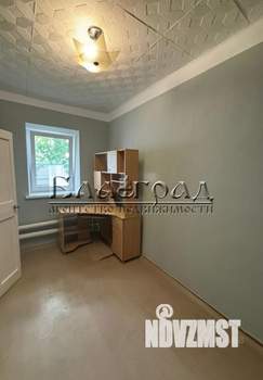 Коттедж 42м&sup2;, 1-этажный, участок 6 сот.  