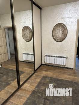 Коттедж 205м&sup2;, 2-этажный, участок 9 сот.  