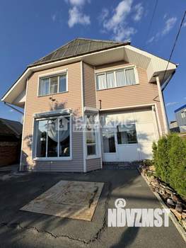 Дом 251м&sup2;, 3-этажный, участок 6 сот.  