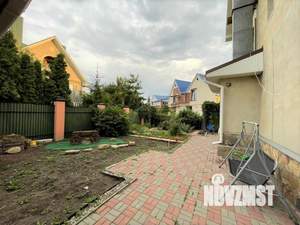 Дом 591м², 3-этажный, участок 8 сот.  