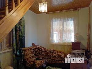 Дом 64м&sup2;, 2-этажный, участок 4 сот.  