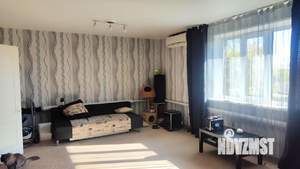 Дом 274м², 2-этажный, участок 15 сот.  