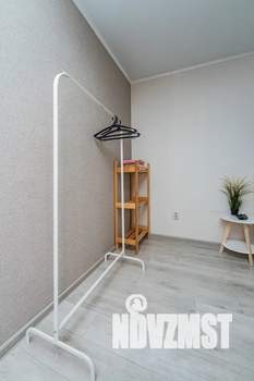 Студия квартира, посуточно, 44м2, 7/10 этаж