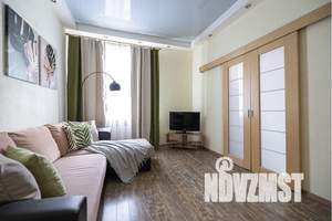 2-к квартира, посуточно, 65м2, 2/5 этаж