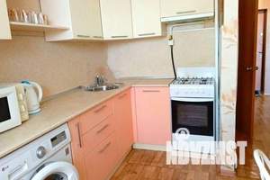 1-к квартира, посуточно, 39м2, 7/14 этаж