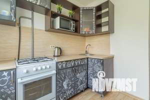 1-к квартира, посуточно, 33м2, 3/5 этаж