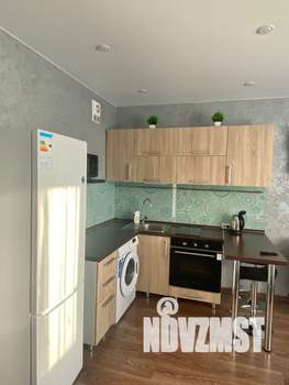 Студия квартира, посуточно, 30м2, 9/18 этаж