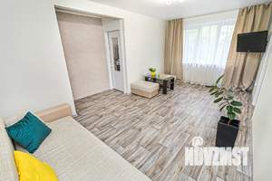 2-к квартира, посуточно, 44м2, 1/5 этаж