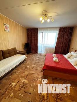 1-к квартира, посуточно, 43м2, 4/10 этаж