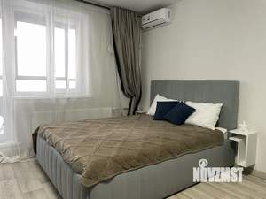 Студия квартира, на длительный срок, 32м2, 17/18 этаж