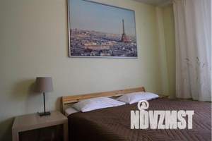 1-к квартира, посуточно, 44м2, 10/10 этаж