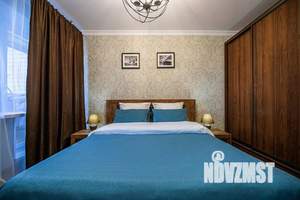 1-к квартира, посуточно, 56м2, 1/1 этаж