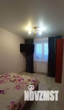 Студия квартира, посуточно, 35м2, 7/10 этаж