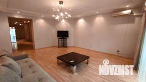 1-к квартира, посуточно, 100м2, 3/6 этаж