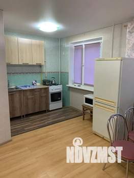 2-к квартира, посуточно, 42м2, 1/5 этаж