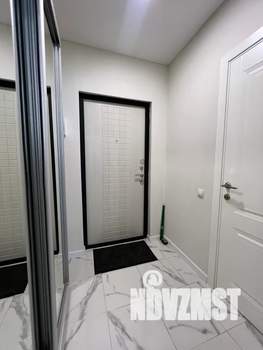 Студия квартира, посуточно, 33м2, 12/25 этаж